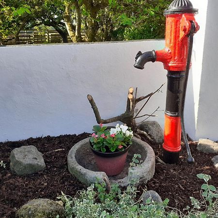 Cummins Cottages Ballycrossaun ภายนอก รูปภาพ