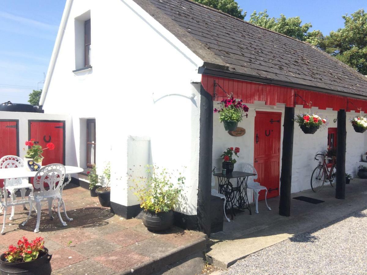 Cummins Cottages Ballycrossaun ภายนอก รูปภาพ